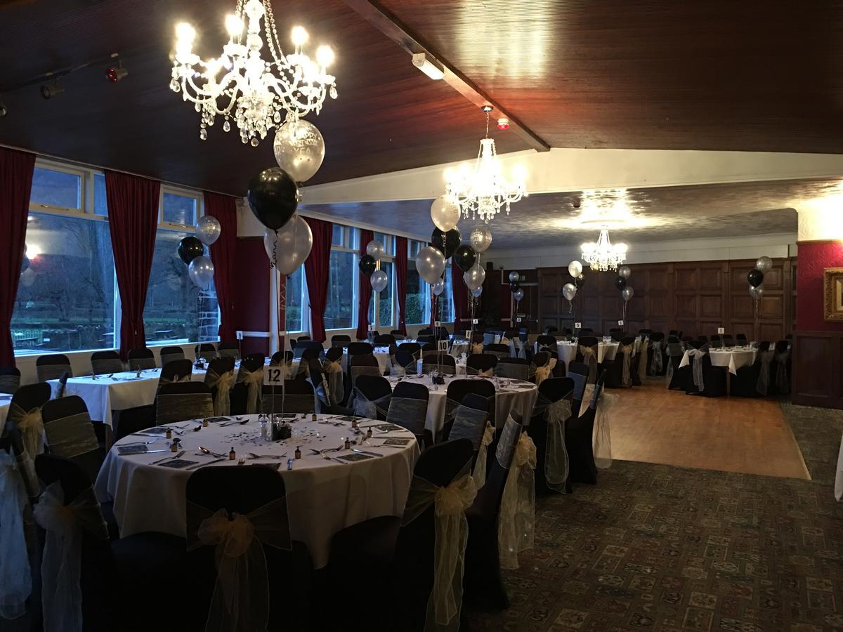 The Eagles Hotel Llanrwst Exterior foto